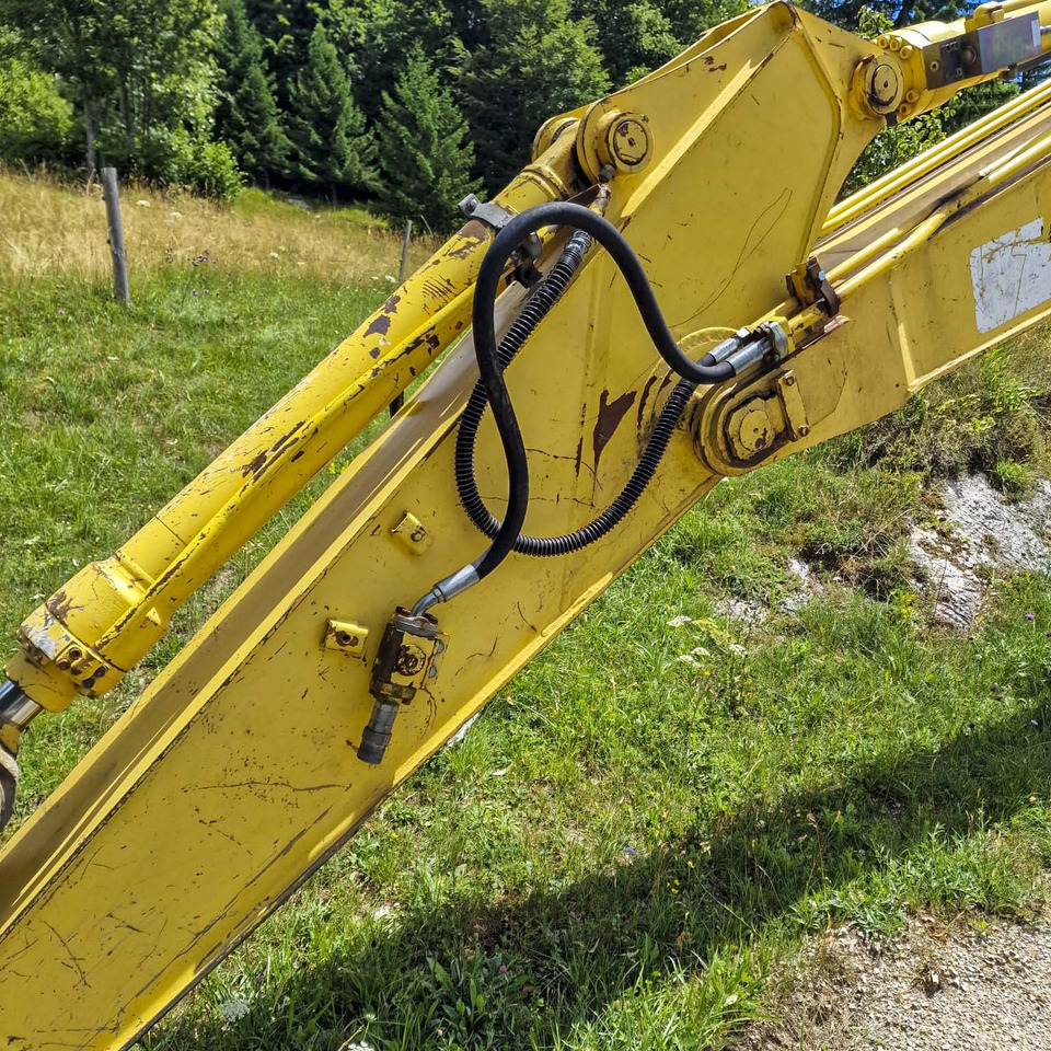 Bager guseničar New Holland Kobelco E215: slika 8 Bager guseničar New Holland Kobelco E215: slika 8