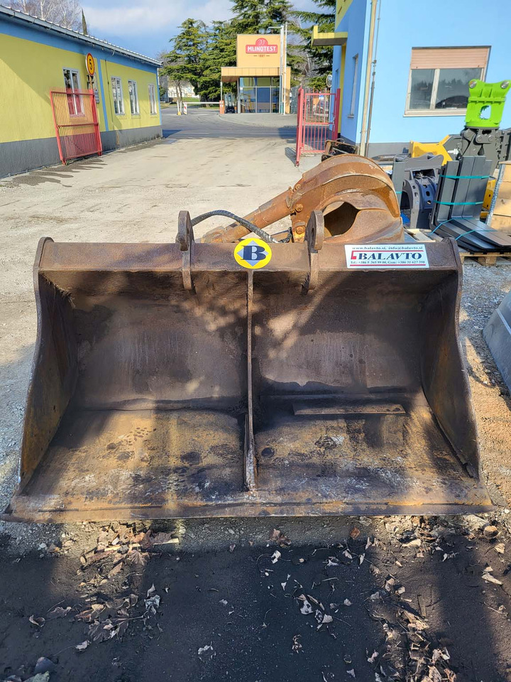 Slope bucket 2000 mm - Kašika za bager: slika 1 Slope bucket 2000 mm - Kašika za bager: slika 1