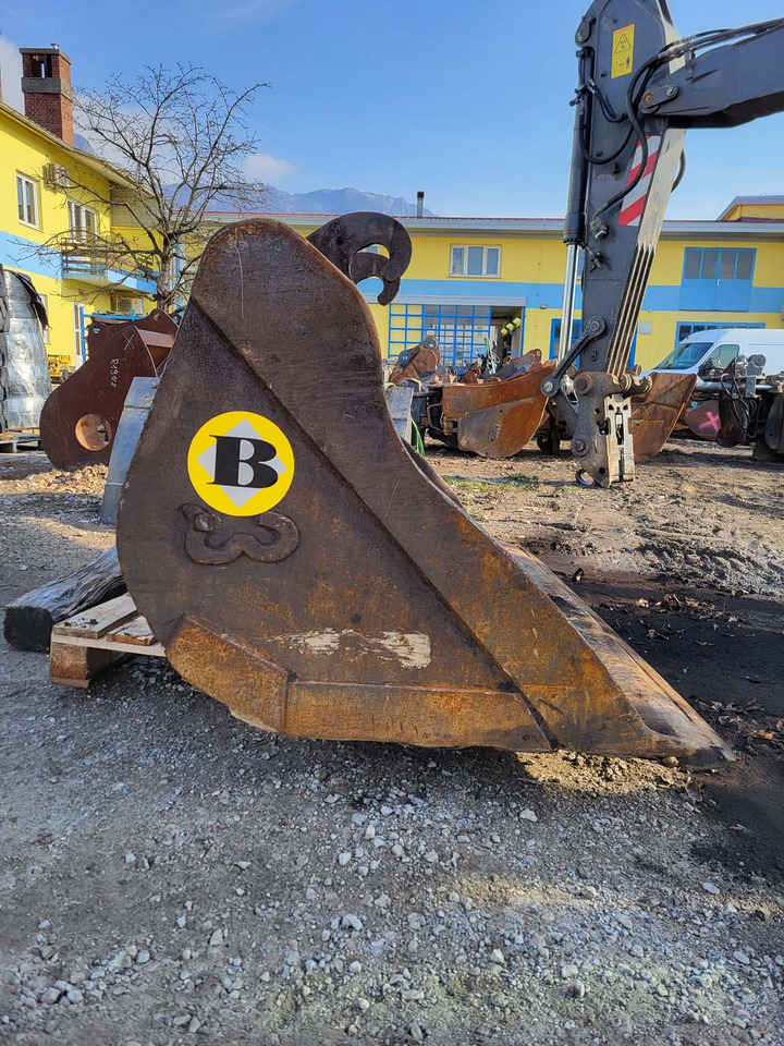 Slope bucket 2000 mm - Kašika za bager: slika 2 Slope bucket 2000 mm - Kašika za bager: slika 2