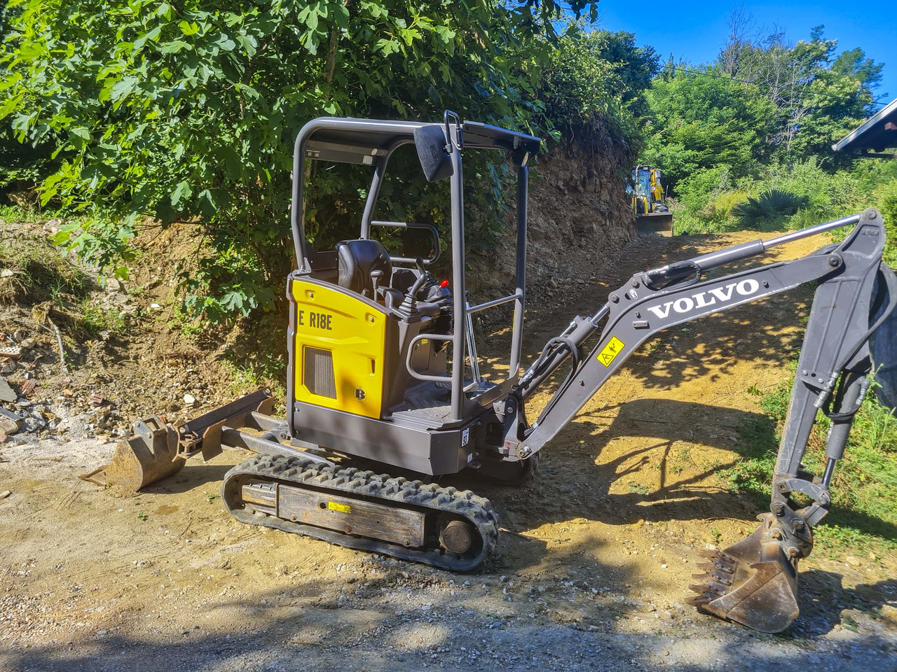 VOLVO ECR18E - Mini bager: slika 4 VOLVO ECR18E - Mini bager: slika 4