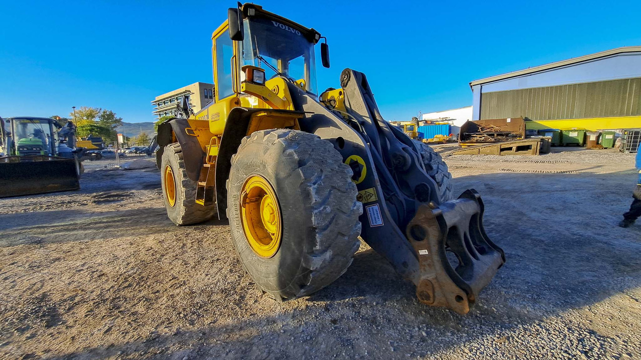 VOLVO L120E - Utovarivač točkaš: slika 3 VOLVO L120E - Utovarivač točkaš: slika 3