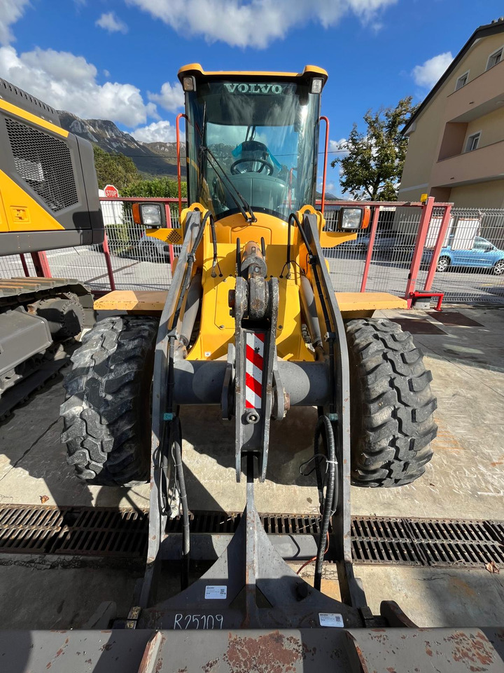 VOLVO L35B - Utovarivač točkaš: slika 5 VOLVO L35B - Utovarivač točkaš: slika 5