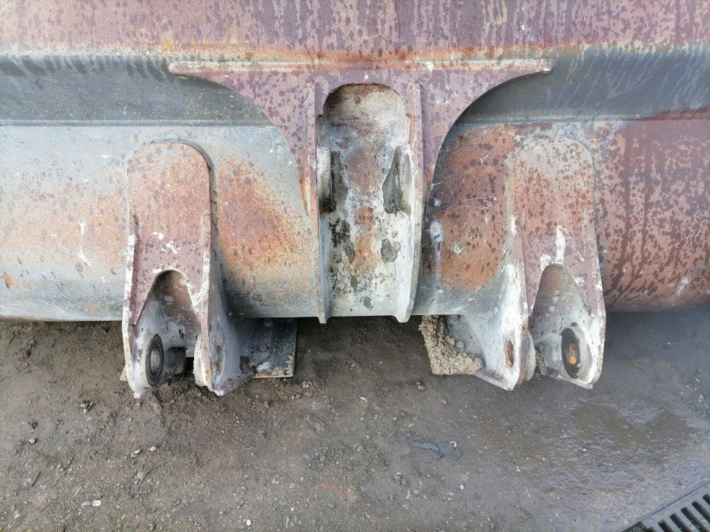 VOLVO loader bucket 2800 mm - Utovarna kašika za Utovarivač točkaš: slika 4 VOLVO loader bucket 2800 mm - Utovarna kašika za Utovarivač točkaš: slika 4