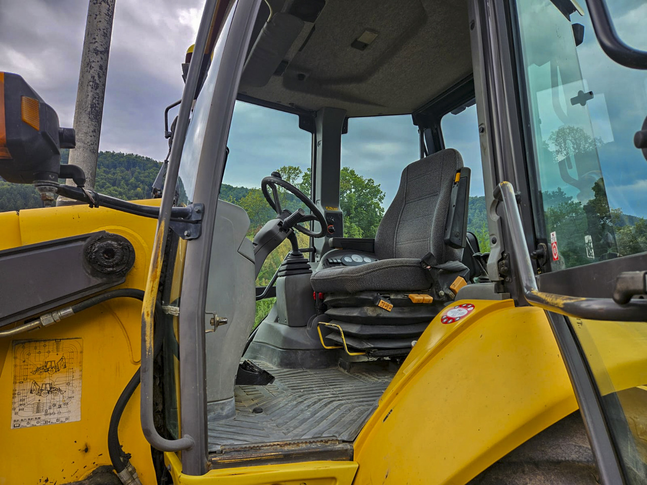 Bager utovarivač Volvo BL71: slika 7