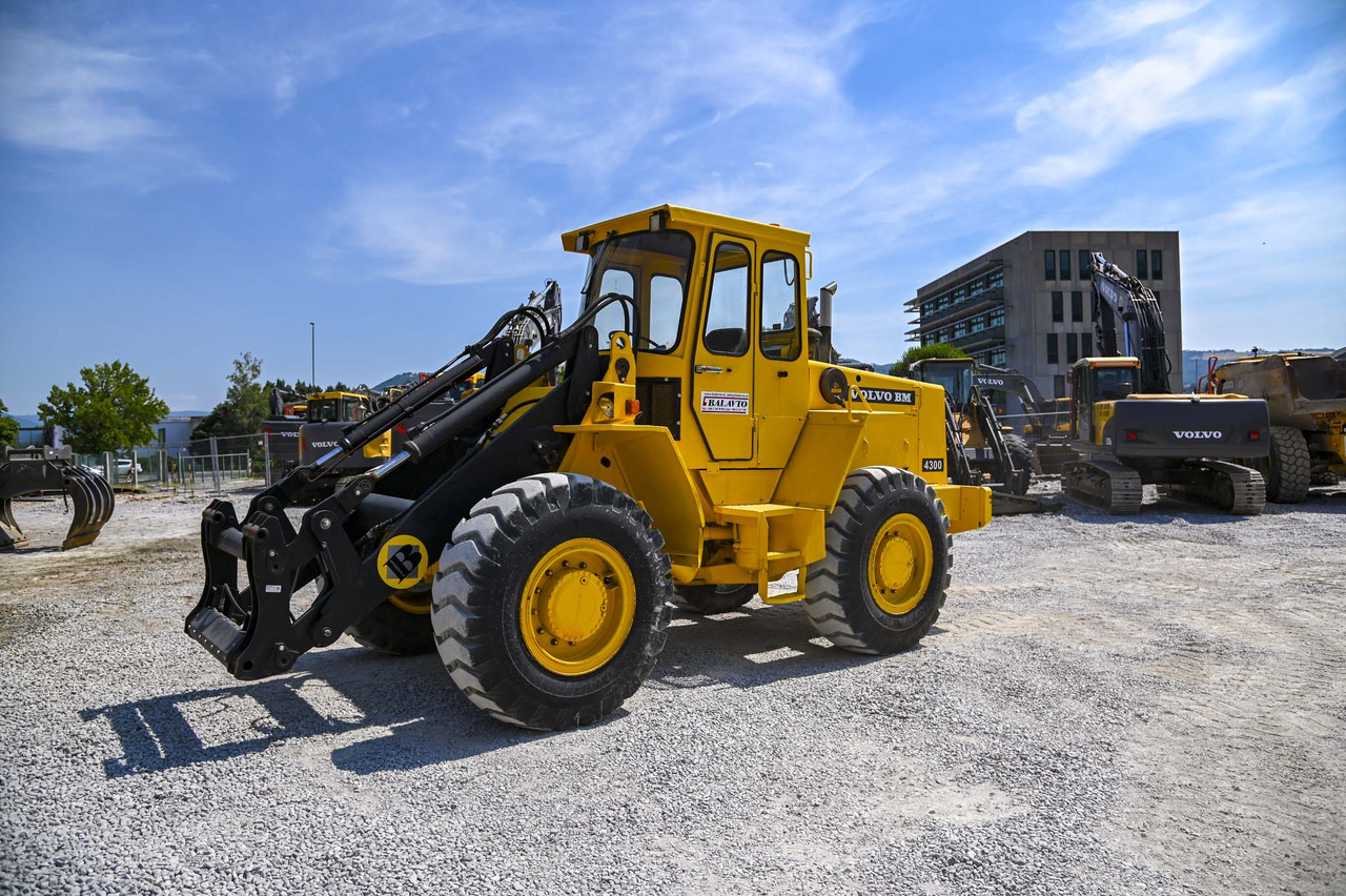 Volvo BM4300 - Utovarivač točkaš: slika 2 Volvo BM4300 - Utovarivač točkaš: slika 2
