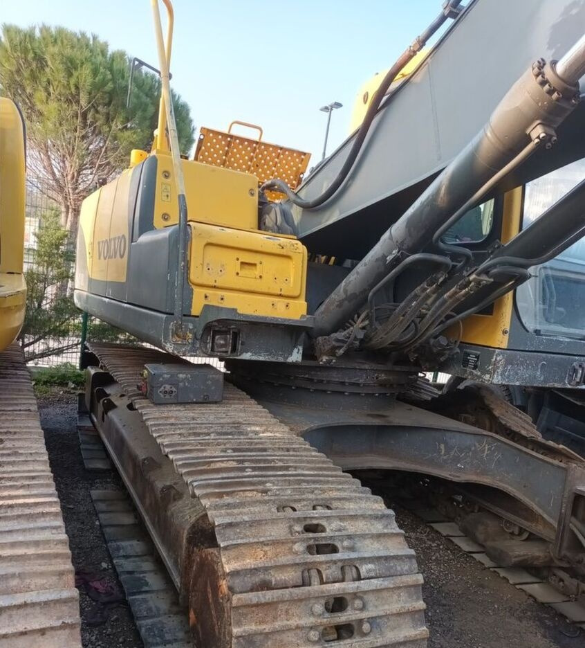 Volvo EC210BNL - Bager guseničar: slika 3 Volvo EC210BNL - Bager guseničar: slika 3