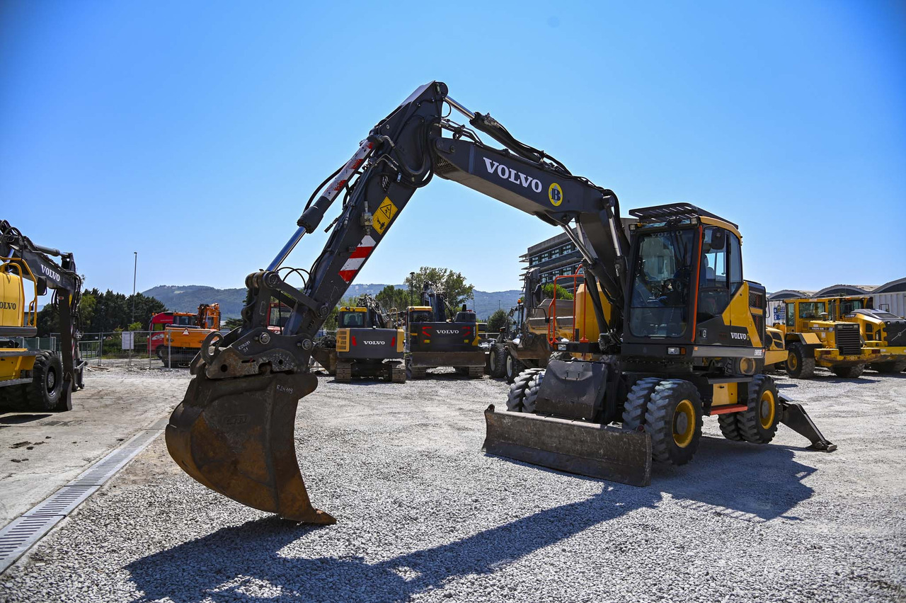 Volvo EWR150E - Bager točkaš: slika 1 Volvo EWR150E - Bager točkaš: slika 1