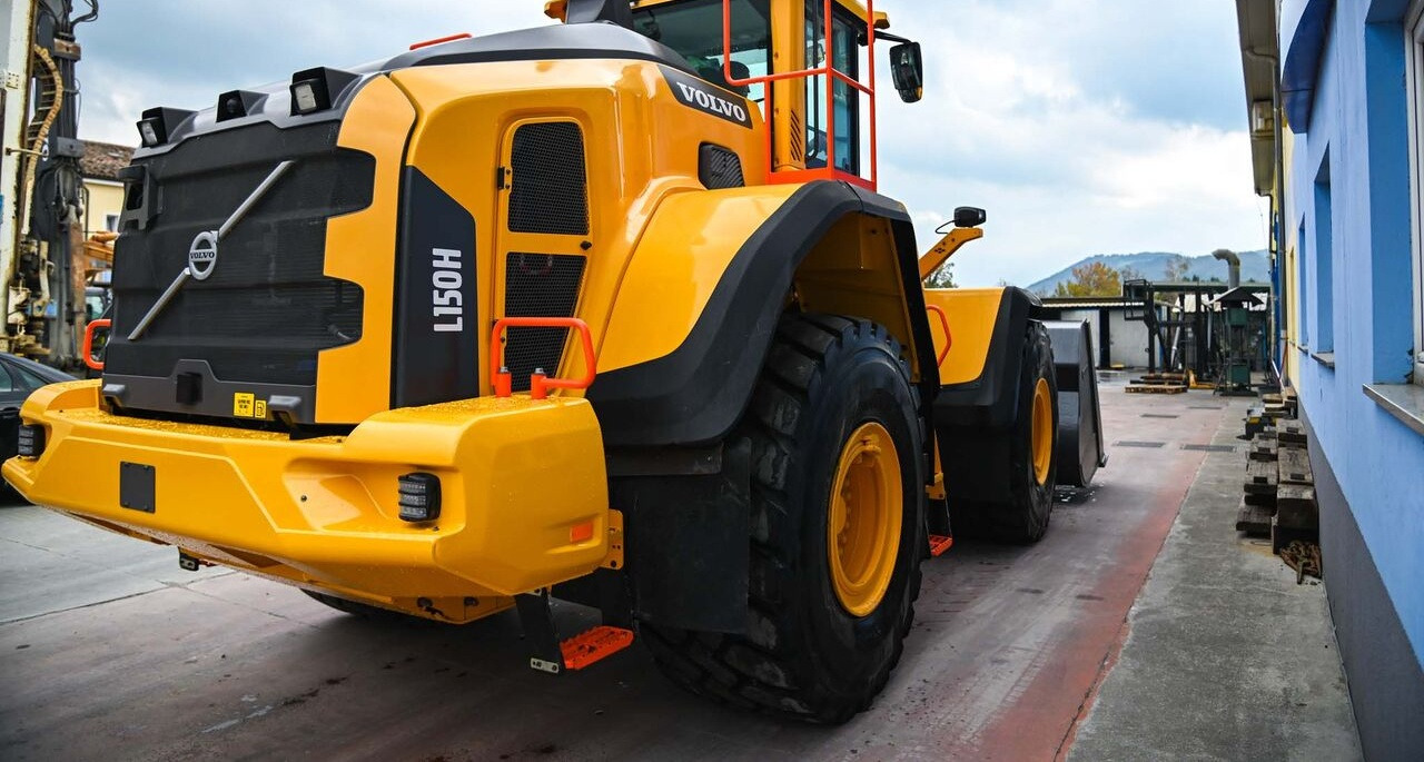 Volvo L150H - Utovarivač točkaš: slika 2 Volvo L150H - Utovarivač točkaš: slika 2