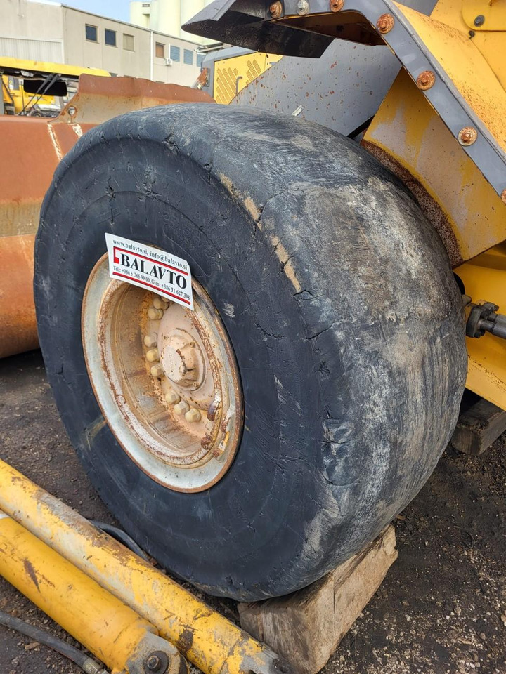 Volvo rims - Felna za Utovarivač: slika 2 Volvo rims - Felna za Utovarivač: slika 2