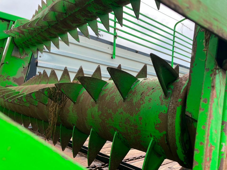 Deutz Fahr Ladewagen FE 6.37 mit Querförderband - Prikolica sa automatskim punjenjem: slika 4 Deutz Fahr Ladewagen FE 6.37 mit Querförderband - Prikolica sa automatskim punjenjem: slika 4