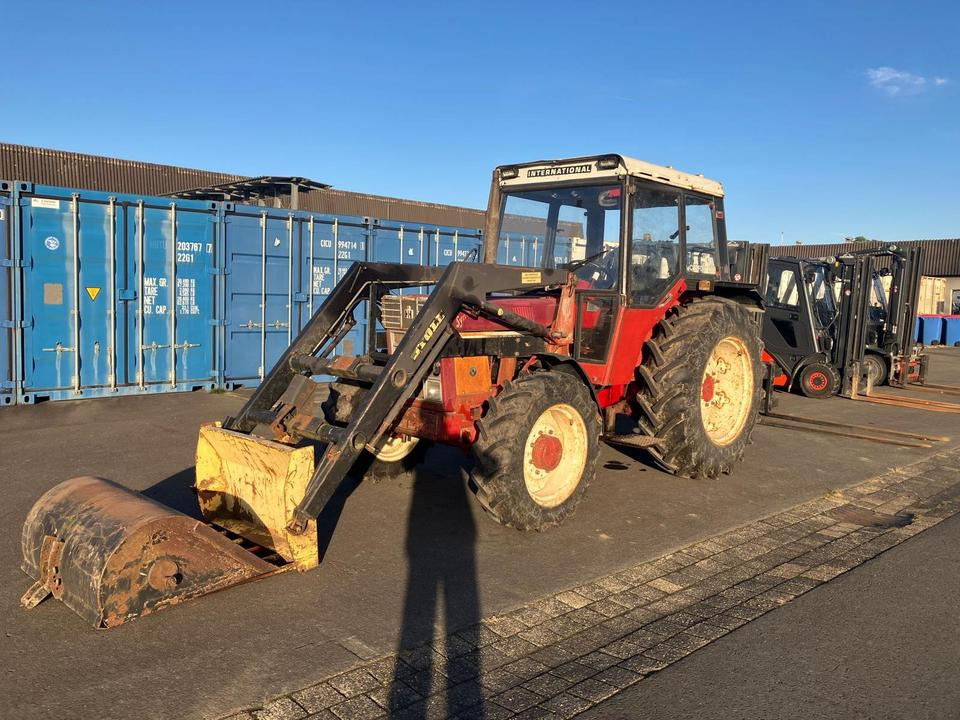 IHC 744 AS Allrad Frontlader Bastlerfahrzeug Sammlerstück Traktor - Traktor: slika 3 IHC 744 AS Allrad Frontlader Bastlerfahrzeug Sammlerstück Traktor - Traktor: slika 3