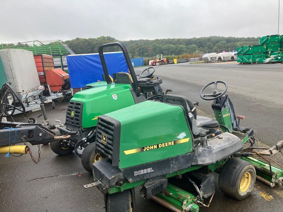 Baštenska kosačica John Deere Spindelmäher, Großflächenmäher 2243, 2500A, 3235C: slika 8