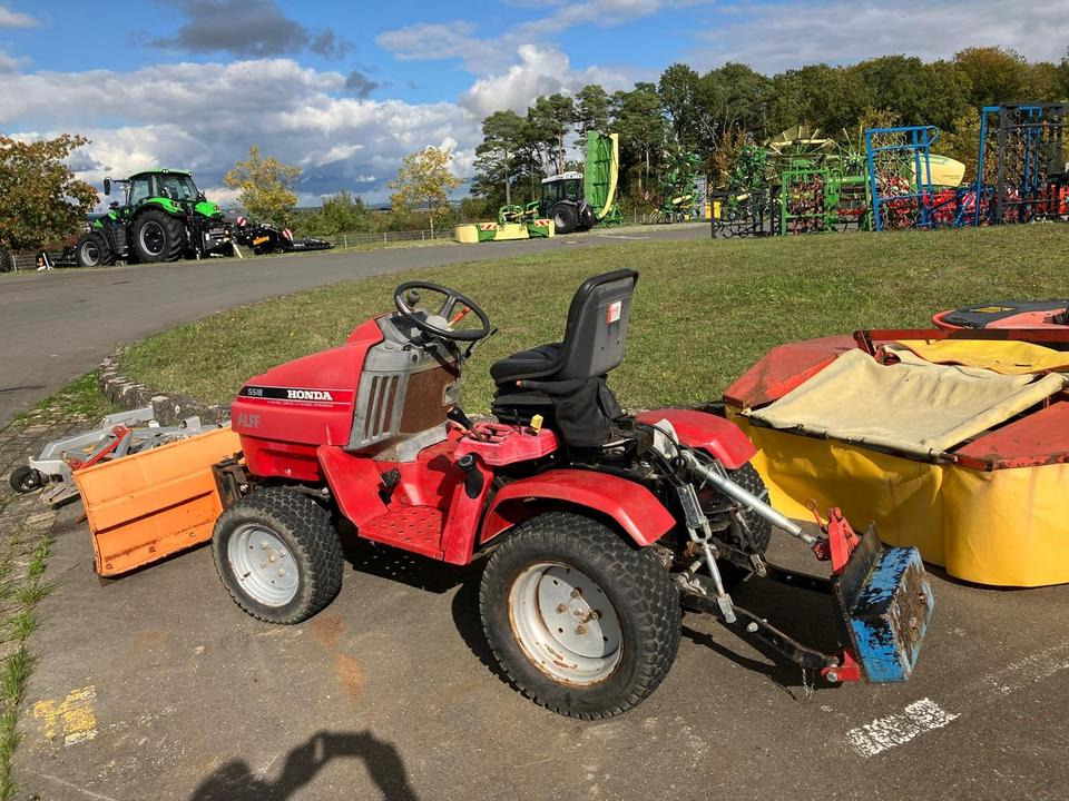 Kommunaltraktor Honda H5518 Schneeschild Winterdienst - Komunalni traktor: slika 2 Kommunaltraktor Honda H5518 Schneeschild Winterdienst - Komunalni traktor: slika 2