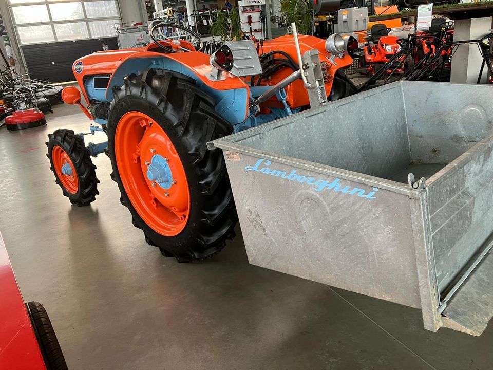 Lamborghini 2 R Typ FL3 Sammlerstück Oldtimer - Traktor: slika 4 Lamborghini 2 R Typ FL3 Sammlerstück Oldtimer - Traktor: slika 4