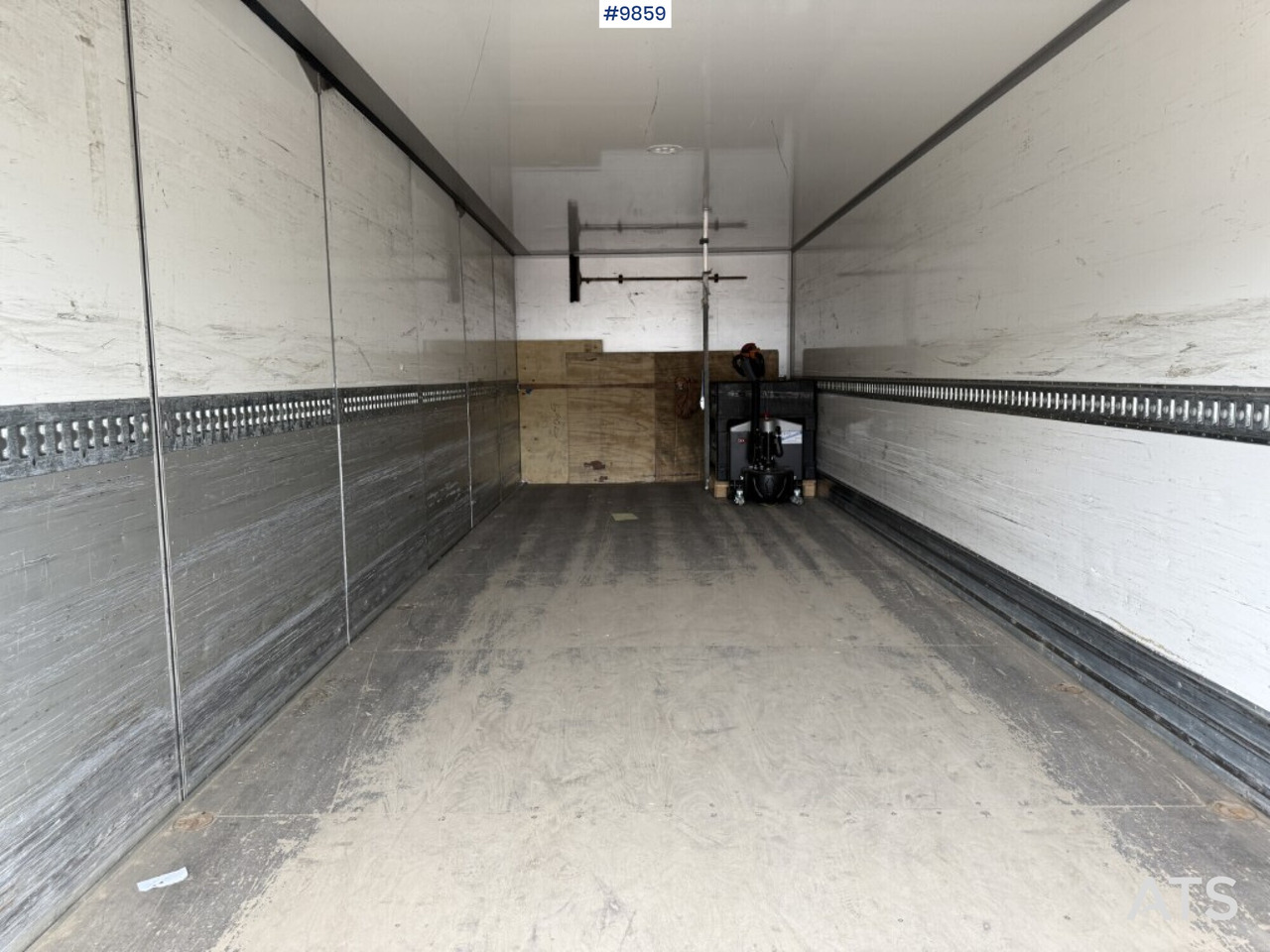 Box Truck Mercedes Benz Atego 1524 with openable side - Kamion sa zatvorenim sandukom: slika 5 Box Truck Mercedes Benz Atego 1524 with openable side - Kamion sa zatvorenim sandukom: slika 5