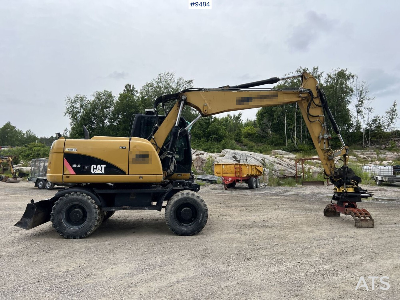 CAT M313D with tipping wagon and attachments (VIDEO) - Bager točkaš: slika 3 CAT M313D with tipping wagon and attachments (VIDEO) - Bager točkaš: slika 3