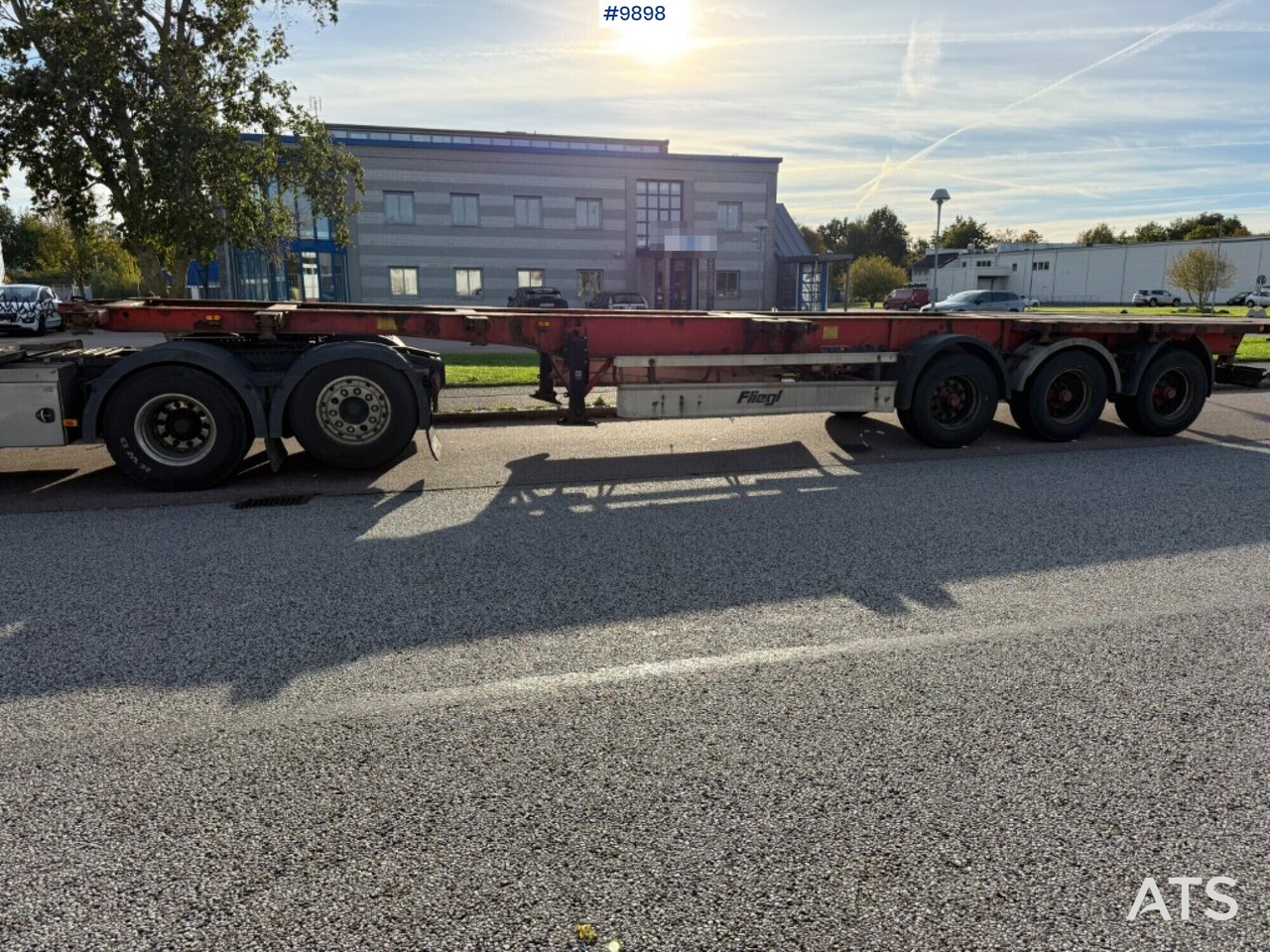 Container chassis Fliegl SDS 400 - Poluprikolica za prevoz kontejnera/ Poluprikolica sa promenjivim sandukom: slika 3 Container chassis Fliegl SDS 400 - Poluprikolica za prevoz kontejnera/ Poluprikolica sa promenjivim sandukom: slika 3