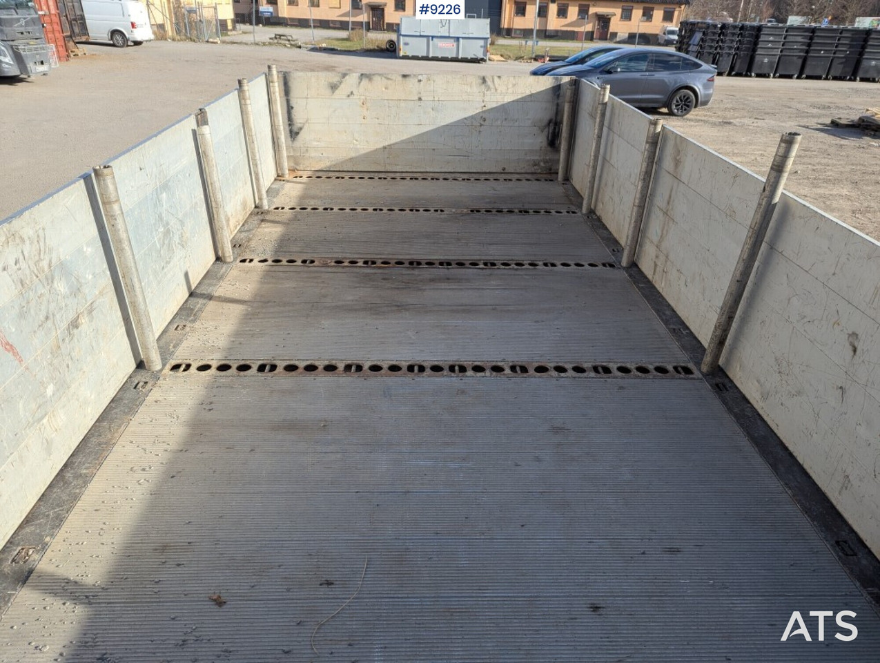 Kamion sa tovarnim sandukom, Kamion sa dizalicom Crane Truck Mercedes-Benz Actros 2542: slika 12 Kamion sa tovarnim sandukom, Kamion sa dizalicom Crane Truck Mercedes-Benz Actros 2542: slika 12