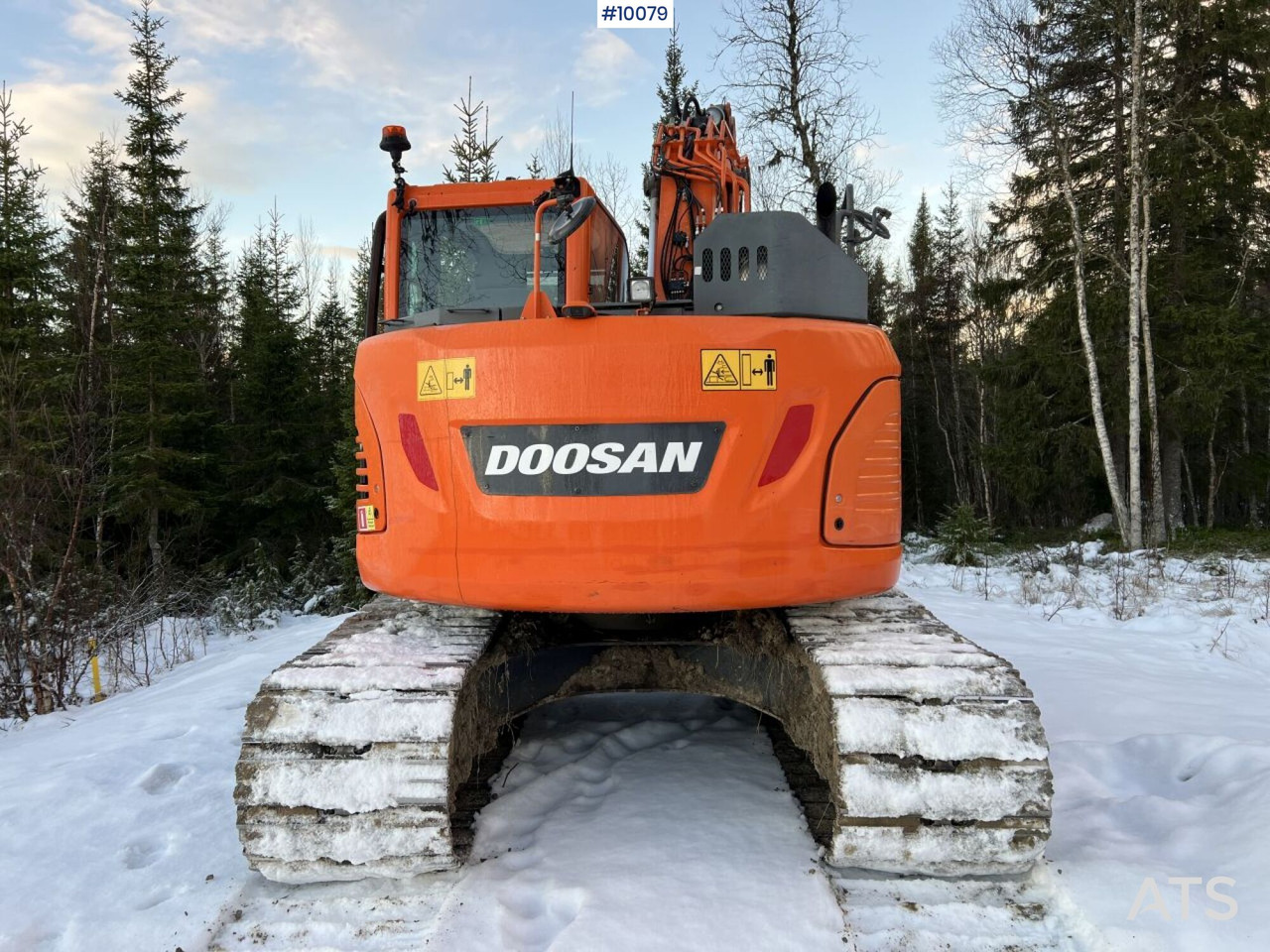 DOOSAN DX140LCR-5 Excavator with Rotor and Buckets - Bager guseničar: slika 4 DOOSAN DX140LCR-5 Excavator with Rotor and Buckets - Bager guseničar: slika 4