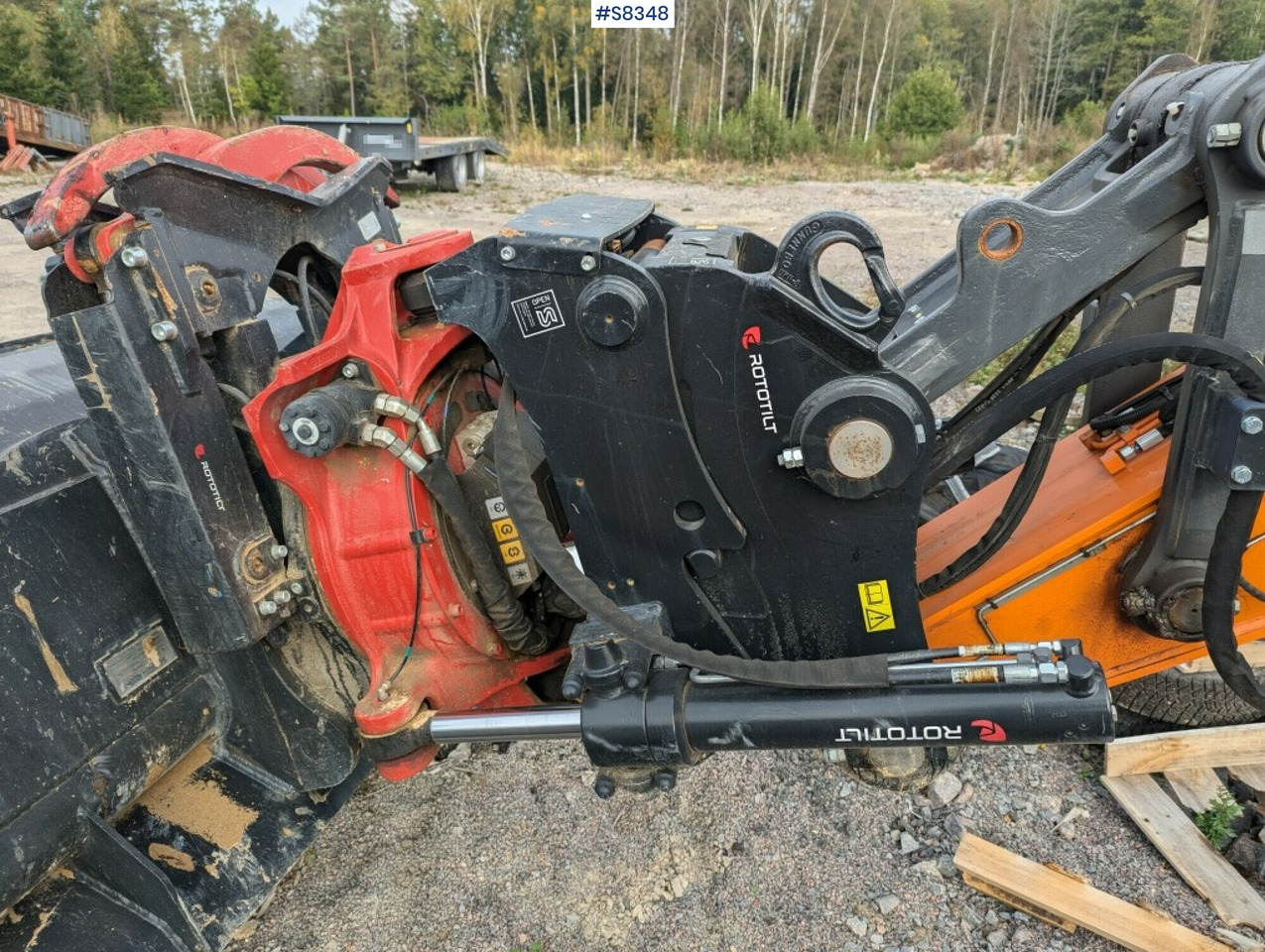 Doosan DX255LC Tiltrotator and buckets (SEE VIDEO) - Bager guseničar: slika 5 Doosan DX255LC Tiltrotator and buckets (SEE VIDEO) - Bager guseničar: slika 5