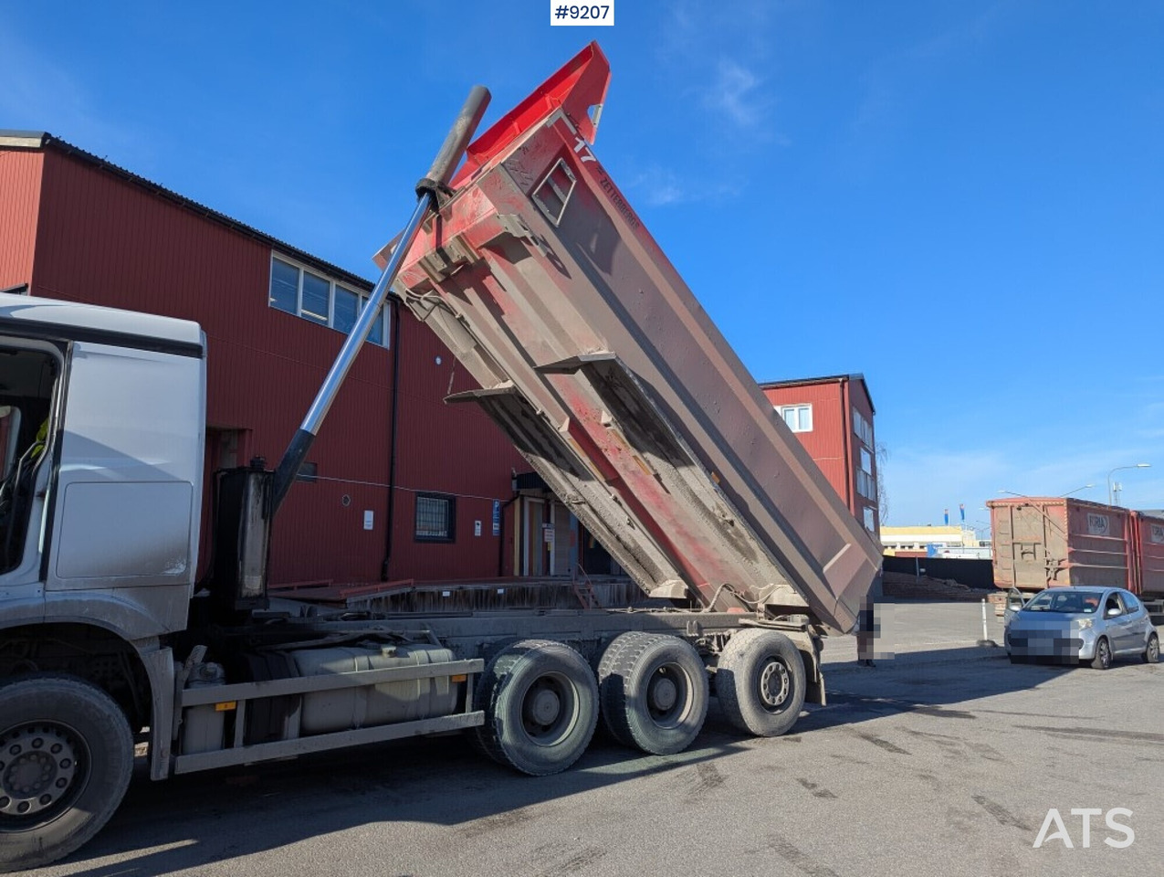 Dump / tipper truck Mercedes Benz Arocs 3253 8X4 - Istovarivač: slika 5 Dump / tipper truck Mercedes Benz Arocs 3253 8X4 - Istovarivač: slika 5