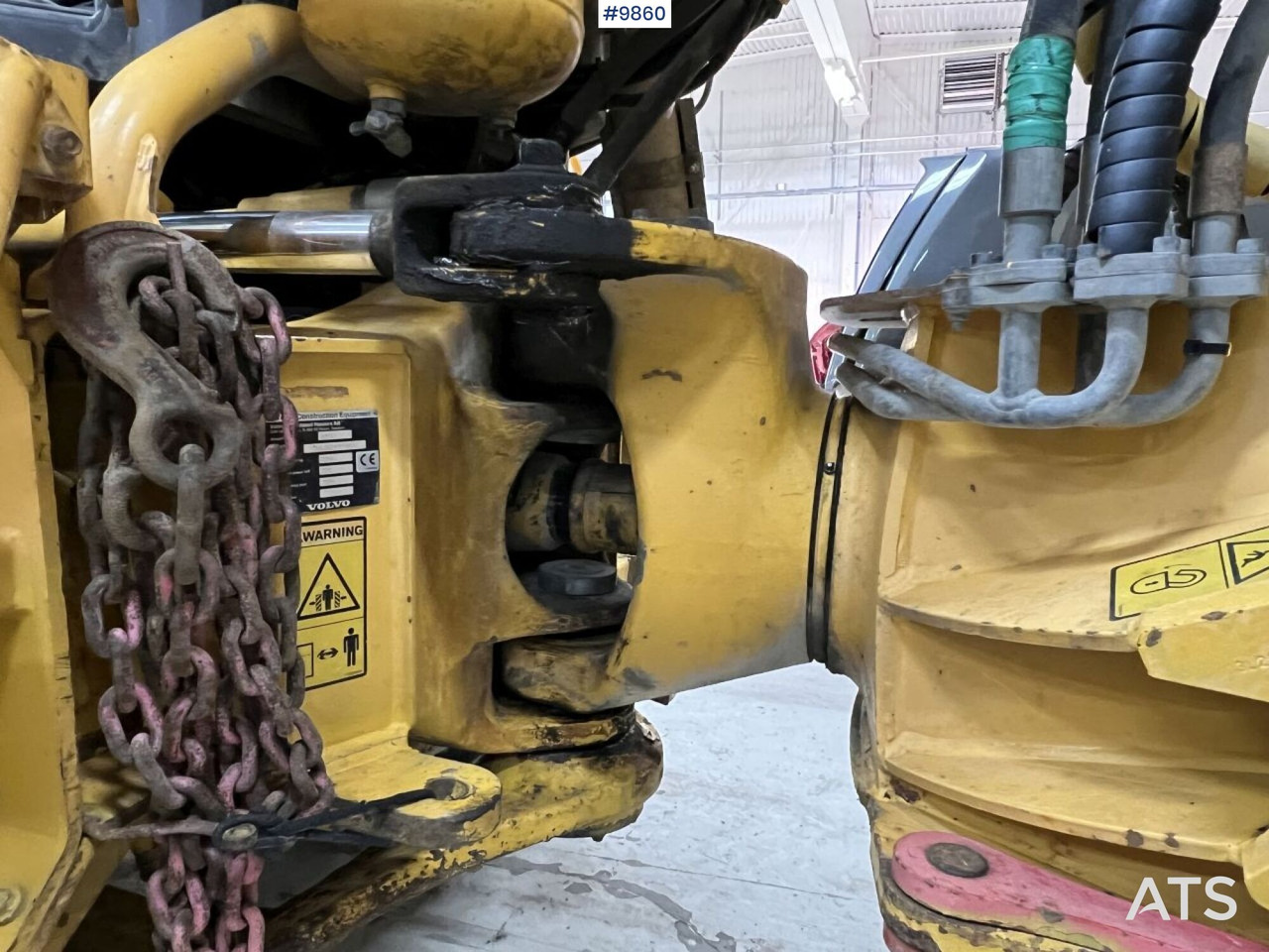 Lizing Dumper Volvo A25D 6x6 Dumper Volvo A25D 6x6: slika 9 Lizing Dumper Volvo A25D 6x6 Dumper Volvo A25D 6x6: slika 9