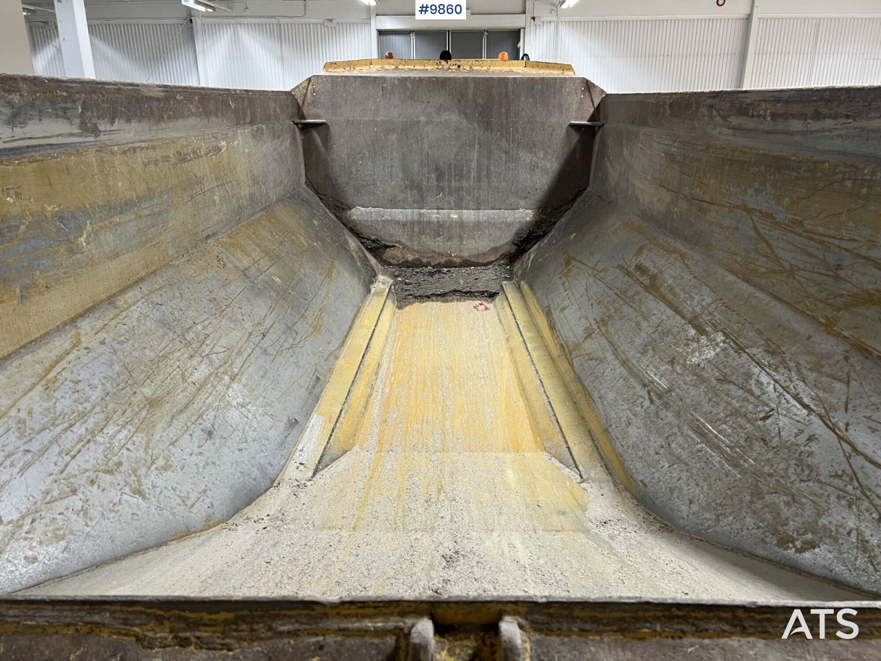 Lizing Dumper Volvo A25D 6x6 Dumper Volvo A25D 6x6: slika 6 Lizing Dumper Volvo A25D 6x6 Dumper Volvo A25D 6x6: slika 6