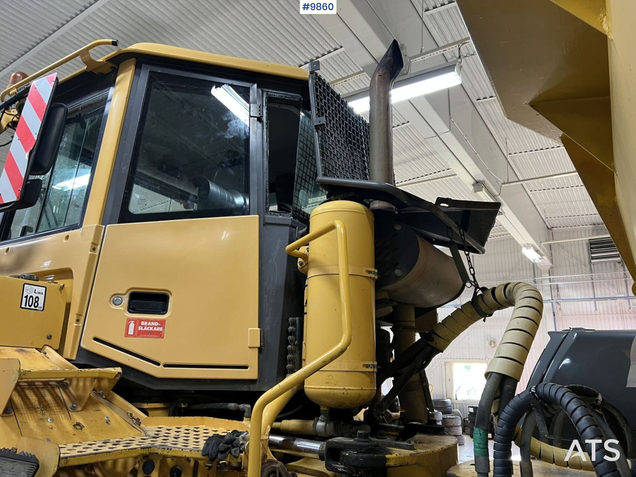 Lizing Dumper Volvo A25D 6x6 Dumper Volvo A25D 6x6: slika 8 Lizing Dumper Volvo A25D 6x6 Dumper Volvo A25D 6x6: slika 8