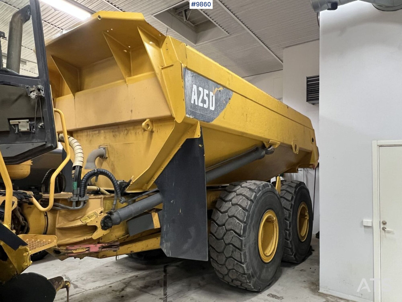 Lizing Dumper Volvo A25D 6x6 Dumper Volvo A25D 6x6: slika 11 Lizing Dumper Volvo A25D 6x6 Dumper Volvo A25D 6x6: slika 11