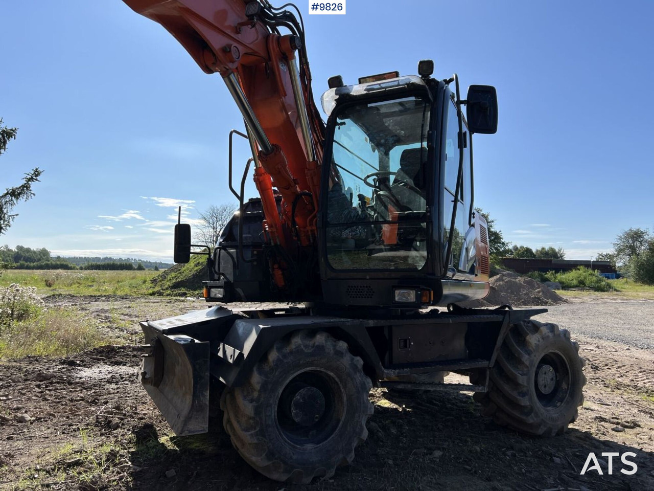 Hitachi ZX140 W-5B with rotor and planer bucket - Bager točkaš: slika 3 Hitachi ZX140 W-5B with rotor and planer bucket - Bager točkaš: slika 3