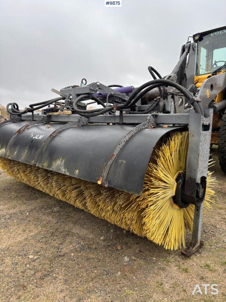 Holms Sweeper Large BM - Metle: slika 2 Holms Sweeper Large BM - Metle: slika 2