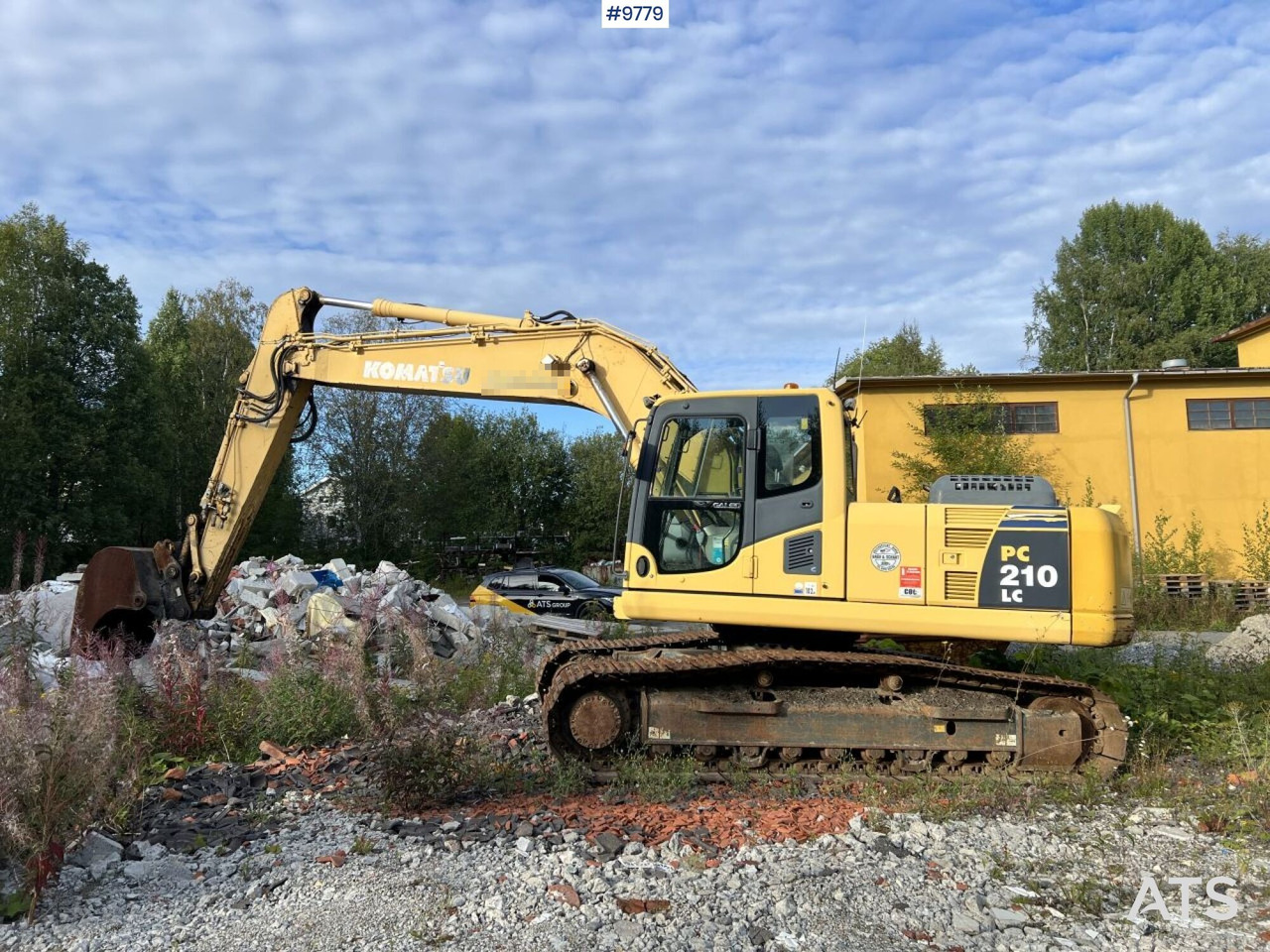 KOMATSU PC210LC-8 Excavator with buckets - Bager guseničar: slika 2 KOMATSU PC210LC-8 Excavator with buckets - Bager guseničar: slika 2
