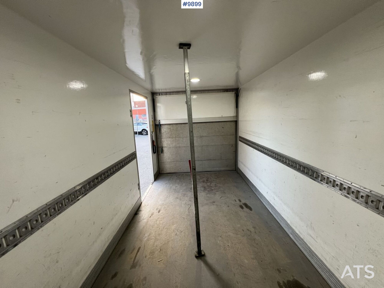 Dostavno vozilo sa zatvorenim sandukom Mercedes Benz Sprinter Skåpbil med bakgavellyft: slika 6 Dostavno vozilo sa zatvorenim sandukom Mercedes Benz Sprinter Skåpbil med bakgavellyft: slika 6