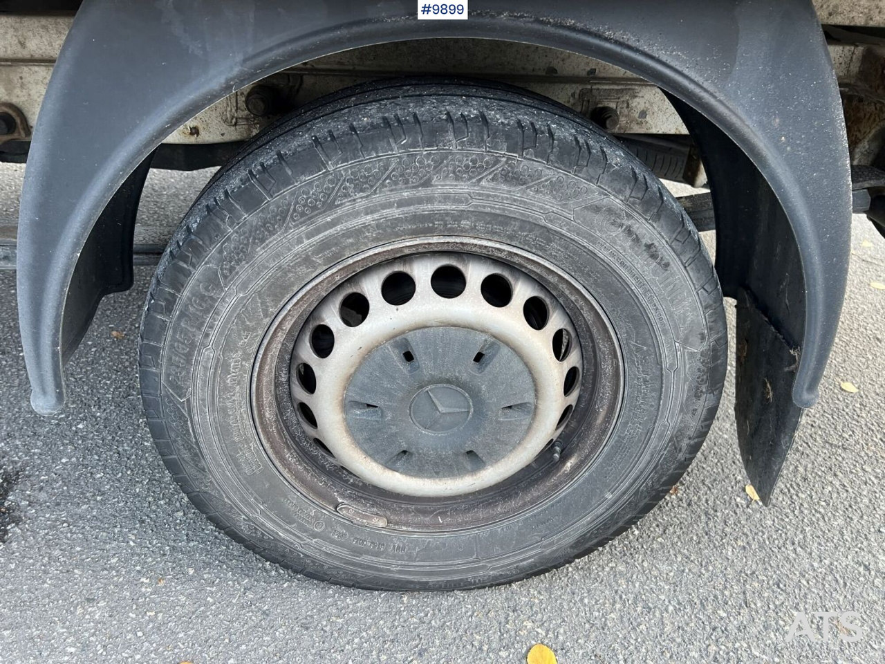 Dostavno vozilo sa zatvorenim sandukom Mercedes Benz Sprinter Skåpbil med bakgavellyft: slika 16 Dostavno vozilo sa zatvorenim sandukom Mercedes Benz Sprinter Skåpbil med bakgavellyft: slika 16