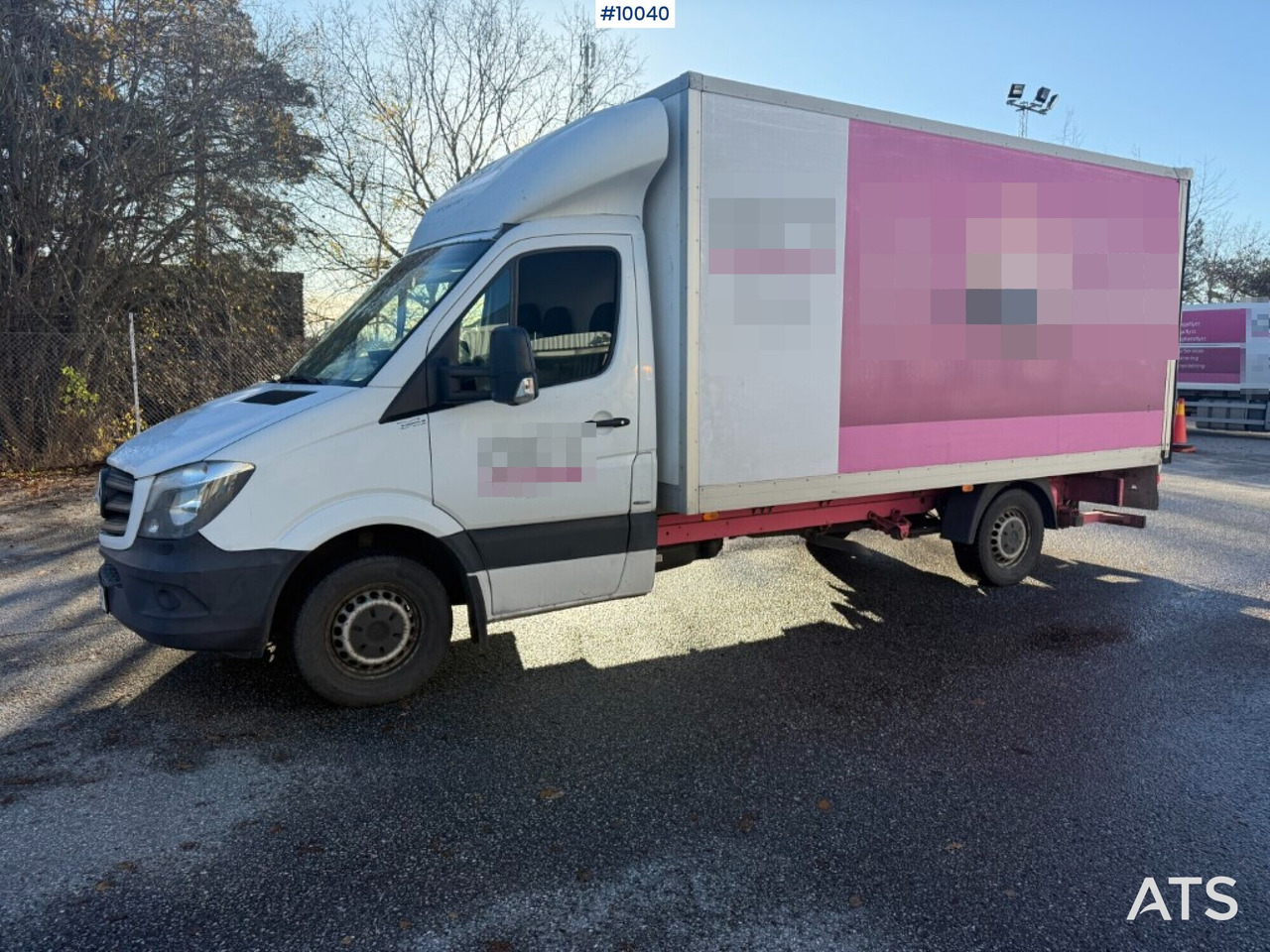 Mercedes Benz Sprinter with tail lift - Dostavno vozilo sa zatvorenim sandukom: slika 1 Mercedes Benz Sprinter with tail lift - Dostavno vozilo sa zatvorenim sandukom: slika 1