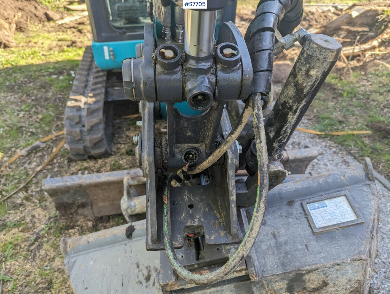 Mini excavator Sunward SWE20F with buckets SEE VIDEO - Bager: slika 5 Mini excavator Sunward SWE20F with buckets SEE VIDEO - Bager: slika 5