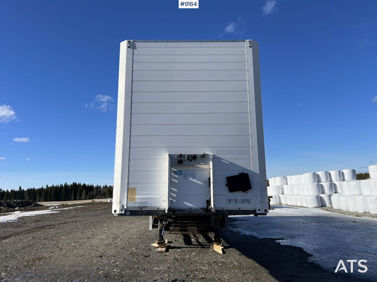 SCHMITZ CARGOBULL Megatrailer - Poluprikolica sa zatvorenim sandukom: slika 2 SCHMITZ CARGOBULL Megatrailer - Poluprikolica sa zatvorenim sandukom: slika 2