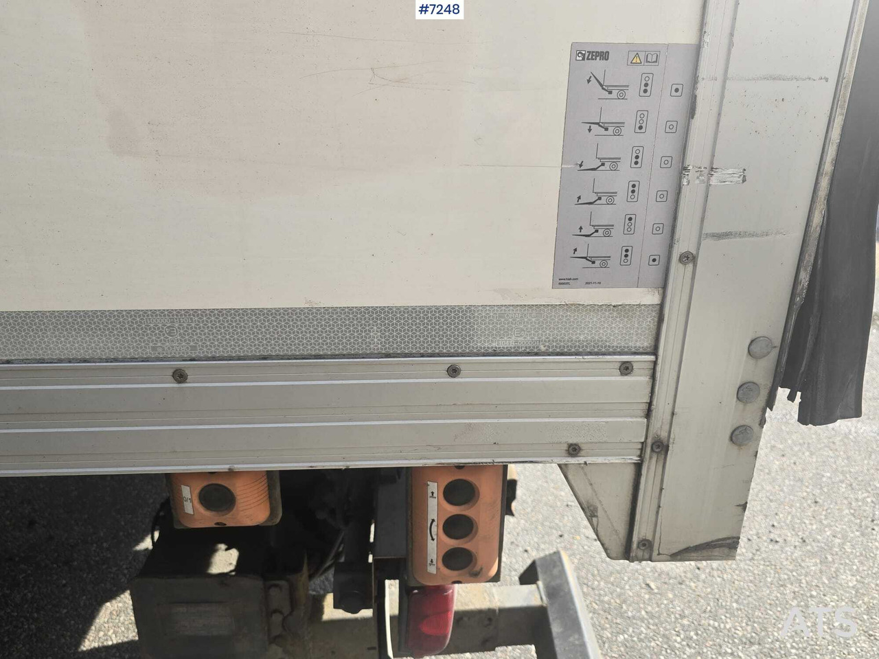 Scania P320 Box truck with tail lift - Kamion sa zatvorenim sandukom: slika 5 Scania P320 Box truck with tail lift - Kamion sa zatvorenim sandukom: slika 5