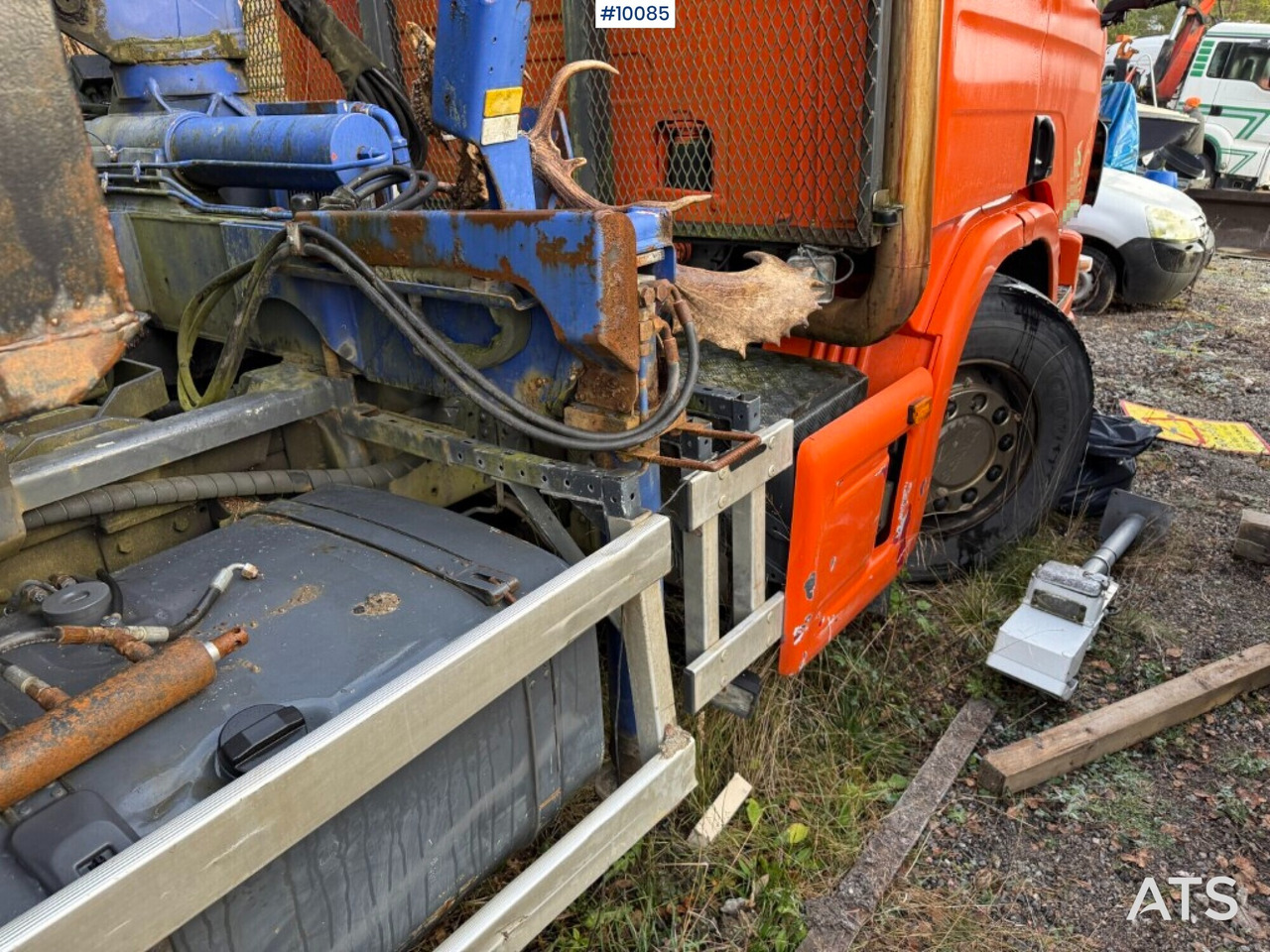 Kamion sa hidrauličnom kukom, Kamion sa dizalicom Scania P94G 300 Crane truck with flatbed Rep. object: slika 18 Kamion sa hidrauličnom kukom, Kamion sa dizalicom Scania P94G 300 Crane truck with flatbed Rep. object: slika 18