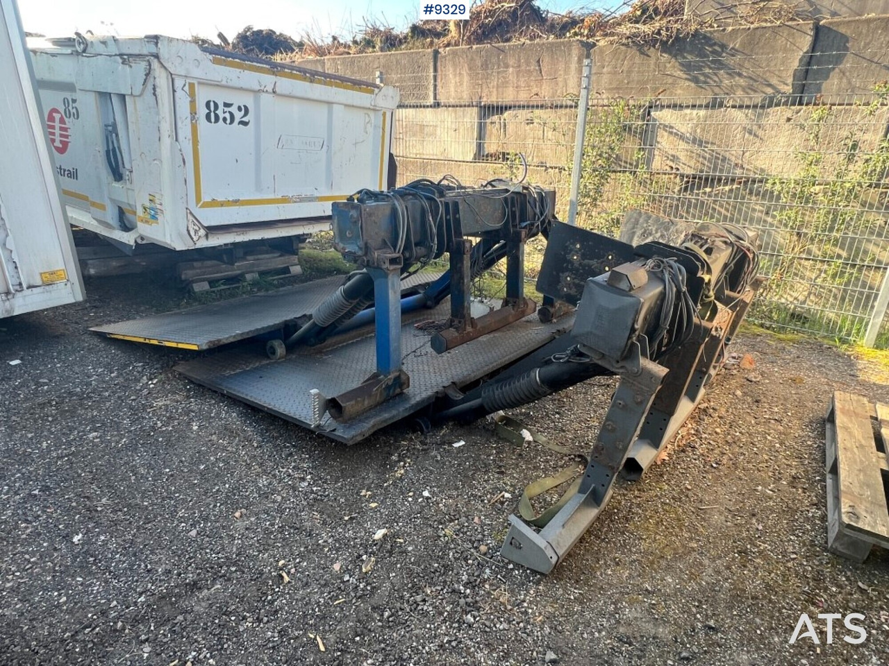 Tail lift - Zepro- ZHD2000-175MA - Hidraulična dizalica: slika 1 Tail lift - Zepro- ZHD2000-175MA - Hidraulična dizalica: slika 1