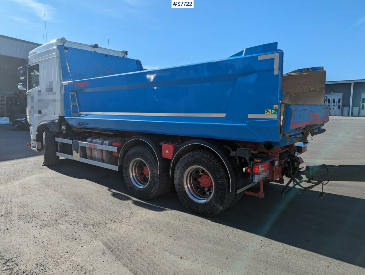 Tipper Truck DAF FAT XF530Z - Istovarivač: slika 2 Tipper Truck DAF FAT XF530Z - Istovarivač: slika 2