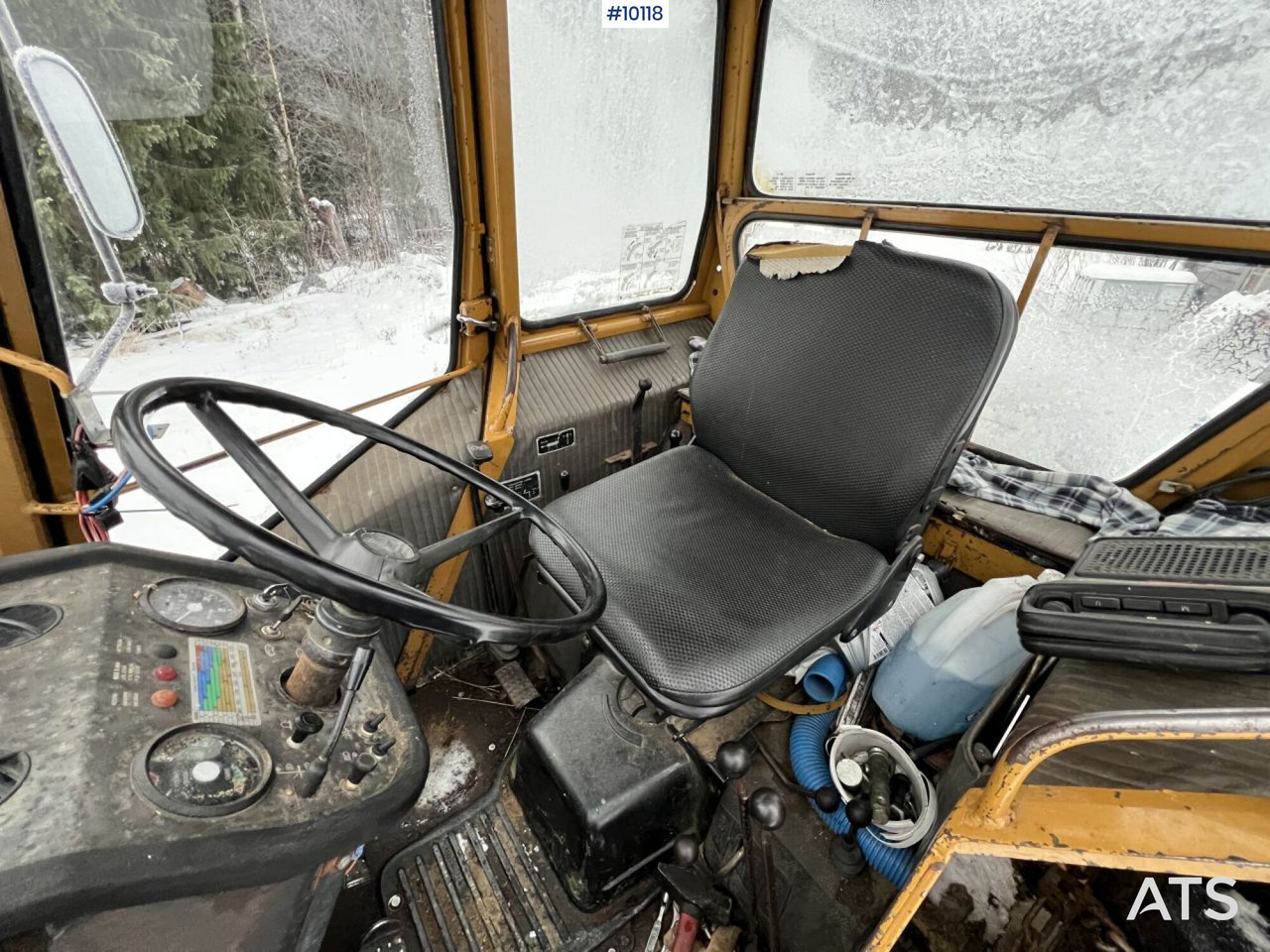 Valmet 702-4 Tractor with bucket - Traktor: slika 5 Valmet 702-4 Tractor with bucket - Traktor: slika 5