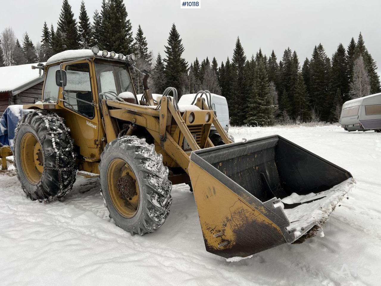 Valmet 702-4 Tractor with bucket - Traktor: slika 2 Valmet 702-4 Tractor with bucket - Traktor: slika 2