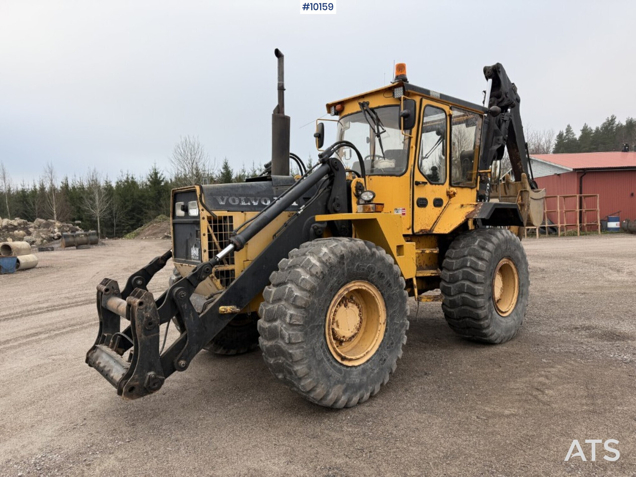 Volvo BM 6300 backhoe loader with attachments (VIDEO) - Bager utovarivač: slika 1 Volvo BM 6300 backhoe loader with attachments (VIDEO) - Bager utovarivač: slika 1