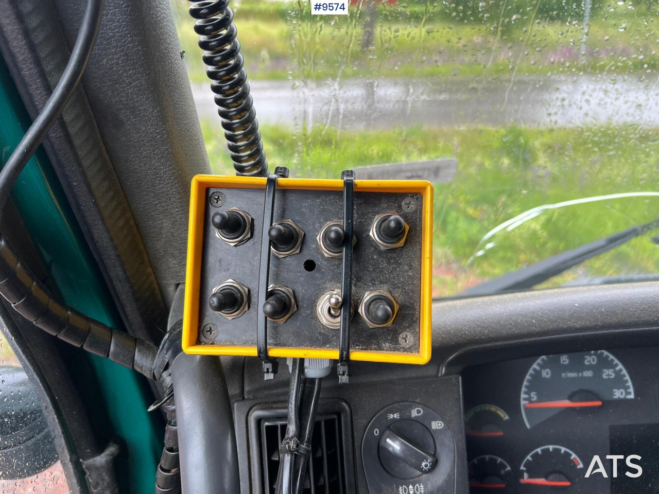 Kamion sa tovarnim sandukom Volvo FH 520 6X4 Quick lock with flatbed: slika 17 Kamion sa tovarnim sandukom Volvo FH 520 6X4 Quick lock with flatbed: slika 17