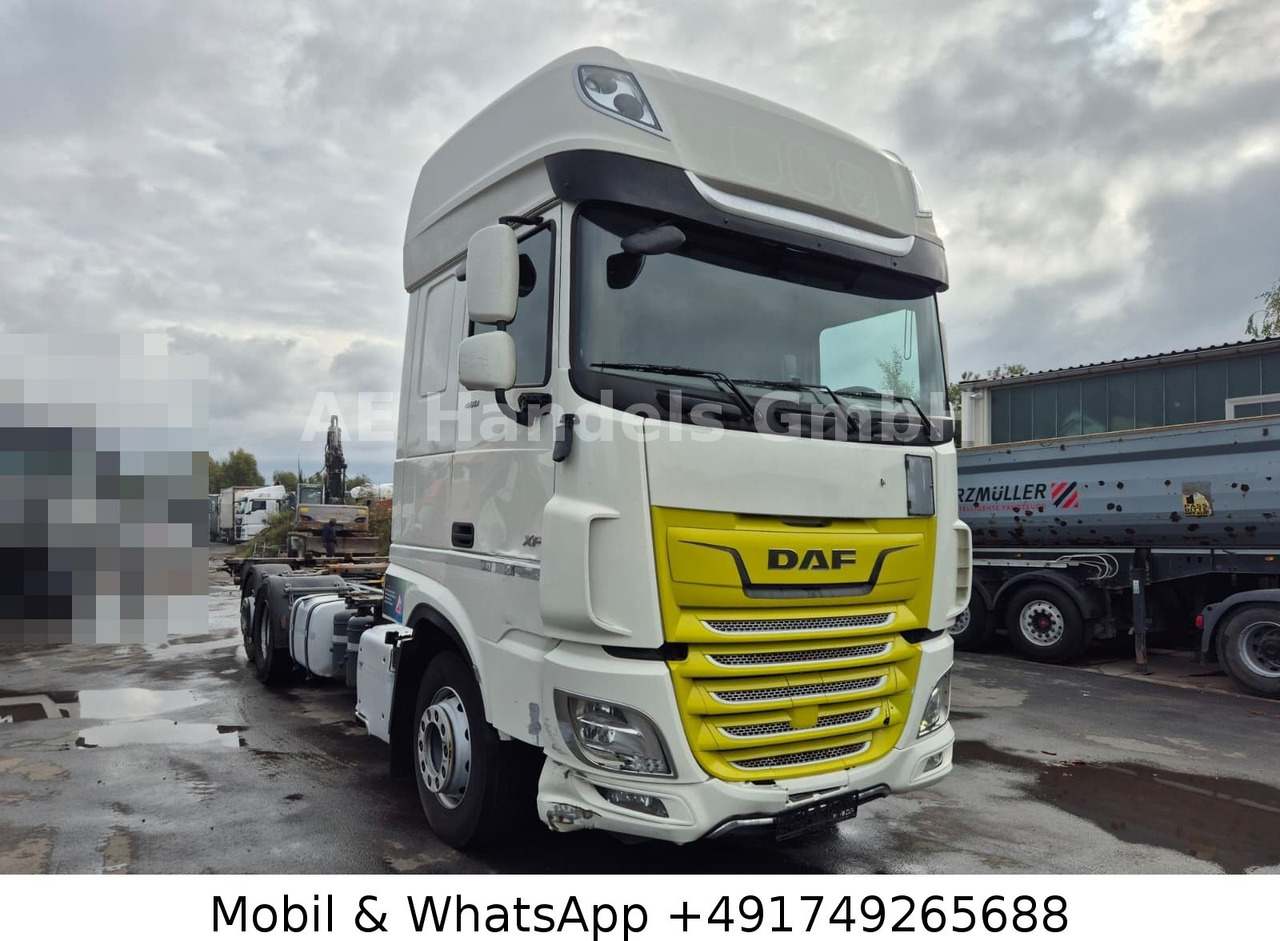 DAF XF480 SSC BDF *Retarder/Lift/ACC/2xTank/AHK/LDW - Kamion za prevoz kontejnera/ Kamion sa promenjivim sandukom: slika 1 DAF XF480 SSC BDF *Retarder/Lift/ACC/2xTank/AHK/LDW - Kamion za prevoz kontejnera/ Kamion sa promenjivim sandukom: slika 1
