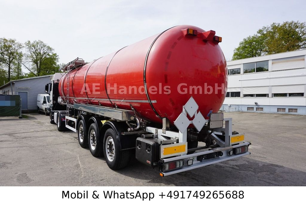 Feldbinder TSA 32.3 Aluminium Bitumen*ADR/32.000Ltr./3-Axle - Poluprikolica cisterna: slika 5 Feldbinder TSA 32.3 Aluminium Bitumen*ADR/32.000Ltr./3-Axle - Poluprikolica cisterna: slika 5