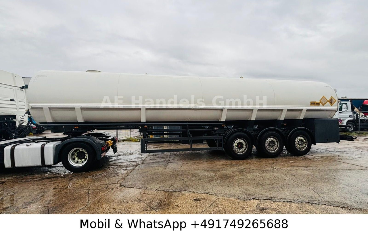 Hendricks Goch Alustar *41m³/Mineralöle-Klasse-3/Alcoa/ADR - Poluprikolica cisterna: slika 5 Hendricks Goch Alustar *41m³/Mineralöle-Klasse-3/Alcoa/ADR - Poluprikolica cisterna: slika 5