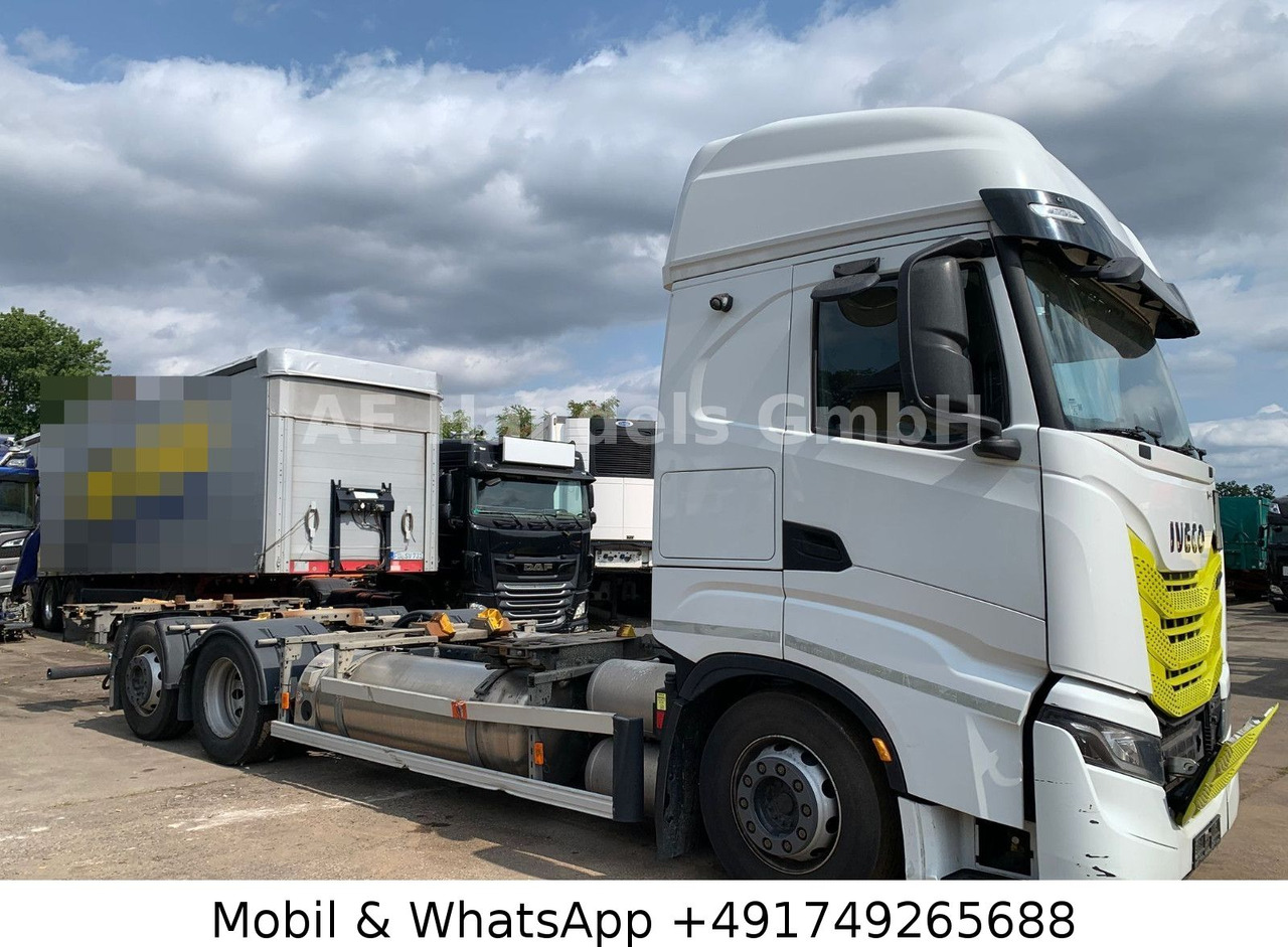 Iveco S-Way 460 LNG BDF 6x2 *Retarder/Lenk+Lift/AHK - Kamion sa golom šasijom i zatvorenom kabinom: slika 2 Iveco S-Way 460 LNG BDF 6x2 *Retarder/Lenk+Lift/AHK - Kamion sa golom šasijom i zatvorenom kabinom: slika 2