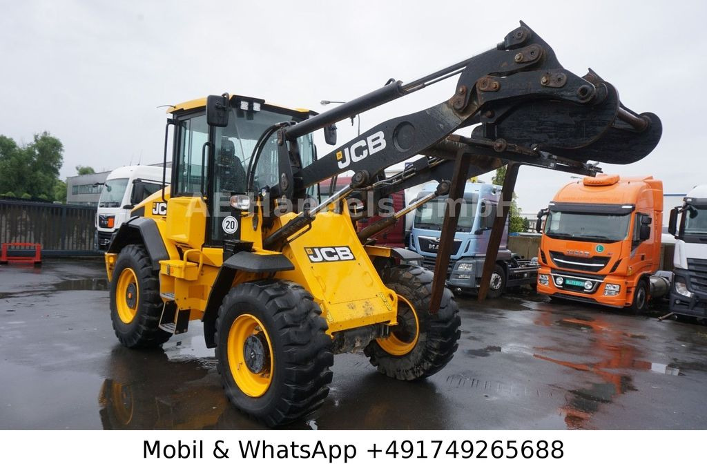 JCB 417 HT T4F *Schaufel/Gabel/Schnellwechsler/Klima - Utovarivač točkaš: slika 3 JCB 417 HT T4F *Schaufel/Gabel/Schnellwechsler/Klima - Utovarivač točkaš: slika 3